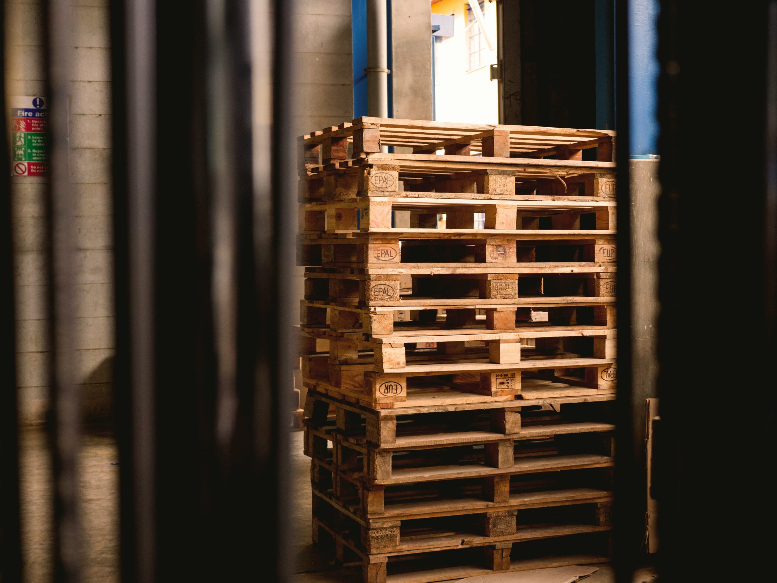 Why Fixed Lists Suck for Supplier Discovery
